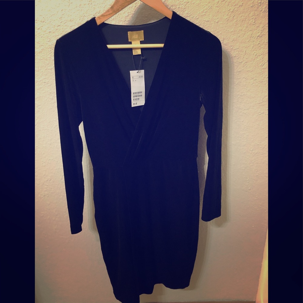 H&M Ladies black long sleeve night gown Size 6 NWT
